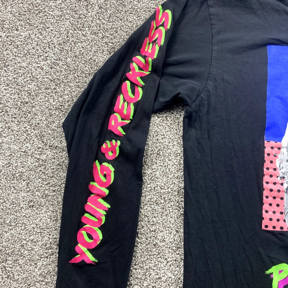 Young & Reckless Shirt Adult Small Pamela Anderson YR RARE Super Model Black Y2K - Picture 3 of 10